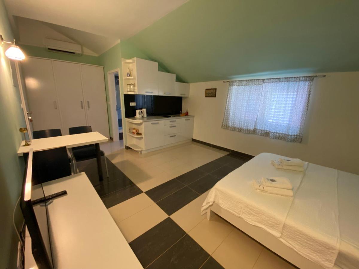 Apartments Villa Lora Kraj  Dış mekan fotoğraf